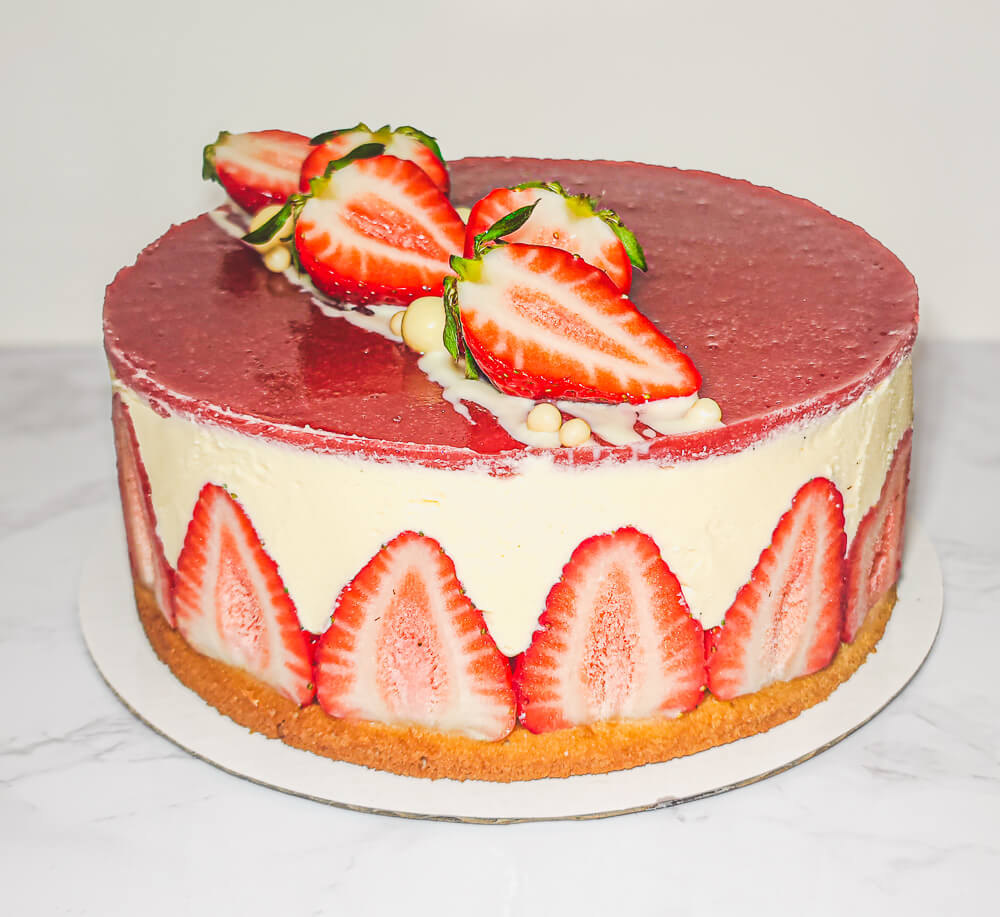 Strawberry fraisier